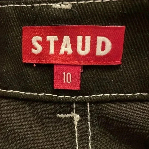 🆕 STAUD Noemie Embroidered Denim Shorts - Picture 5 of 6